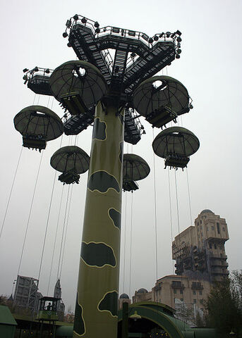 File:Greenarmymen parachuterdrop11.jpg