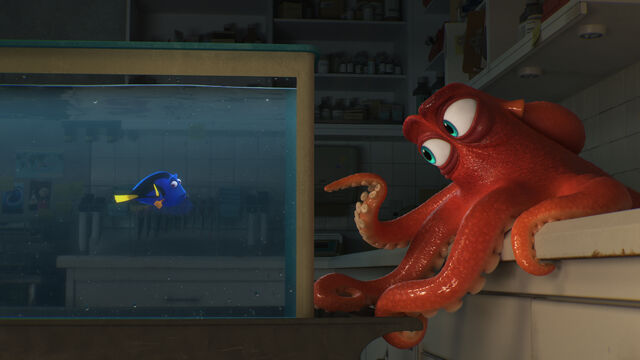 File:Finding-Dory-Hank.jpg