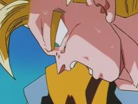 Goku SSJ Powrót do pierwotnej formy po przemianie w SSJ Three.jpg