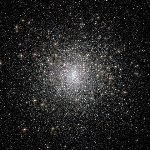 File:M15.jpg