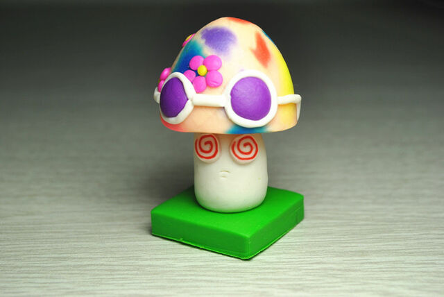 File:HypnoShroomCostumeFigure.jpg