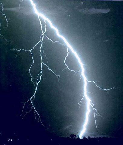 File:Lightning.jpg