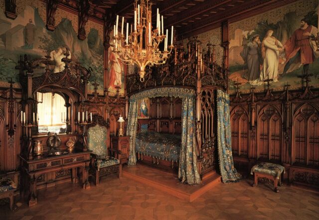 File:Munich 115D.JPG5 - Bedroom.jpg