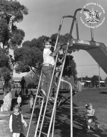 File:1111slenderman.png