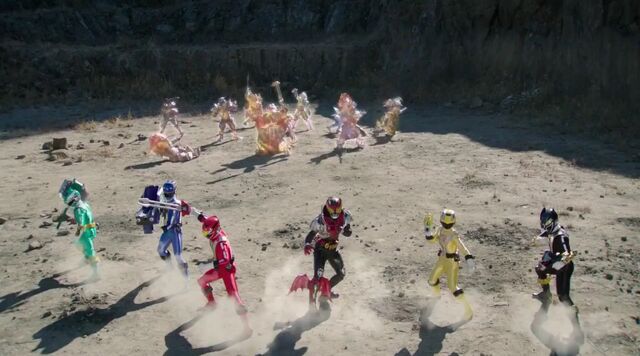 File:Kiva and the Go-Ongers.jpg