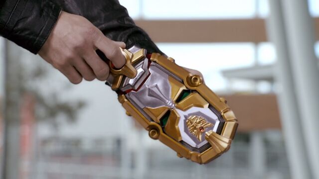 File:Gosei Morph Sequence01.jpg