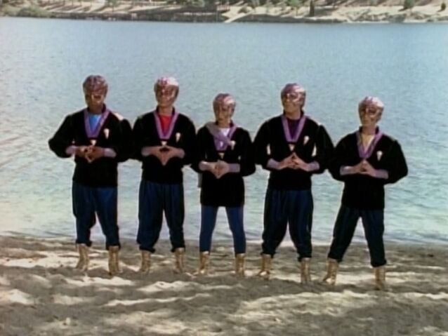File:Alien rangers.jpg