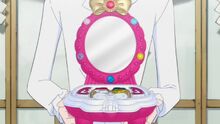 Shining Make Dresser