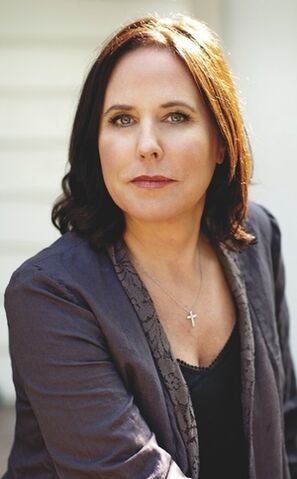 Archivo:Marlene King.jpg