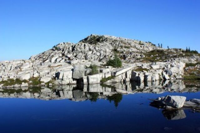 File:Mountians.jpg