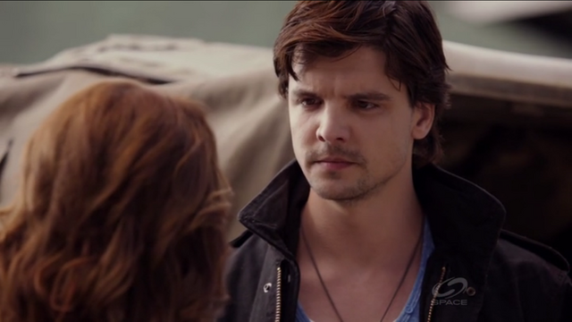File:NW1x13connorWarnsAnge.png