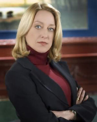 Archivo:Caroline Reynolds.jpg