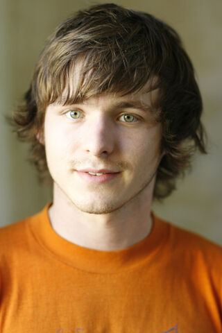Archivo:Marshall Allman.jpg