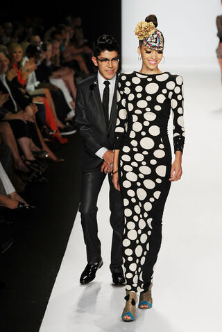 File:Mondo runway finale 3.jpg