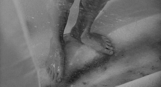 File:Shower 26.jpg