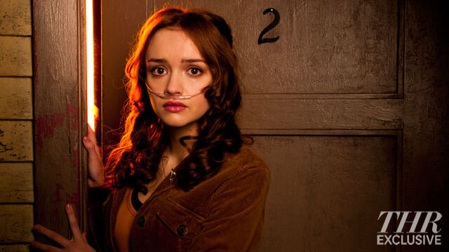 File:Olivia Cooke as Emma Decody.jpg
