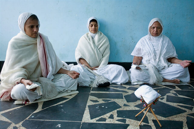 File:Jain meditation.jpg