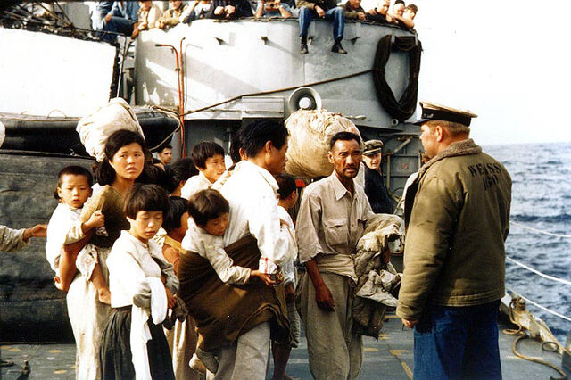 File:KoreanWar refugees2.jpg