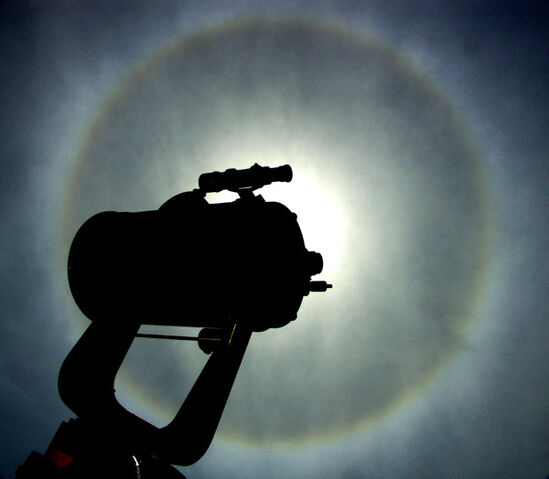 File:PaulMossSunHalo19Jan2006PICT2800web.jpg
