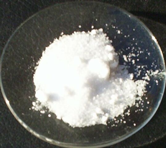 File:Sodium bromide.jpg