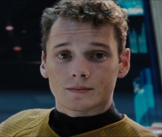 Arquivo:Chekov (alternate reality).jpg