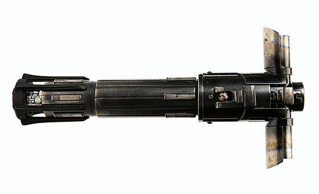 File:Daniel lightsaber hilt.png