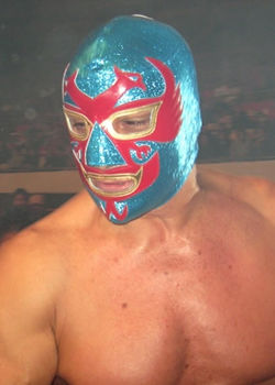 File:Dos Caras.jpg