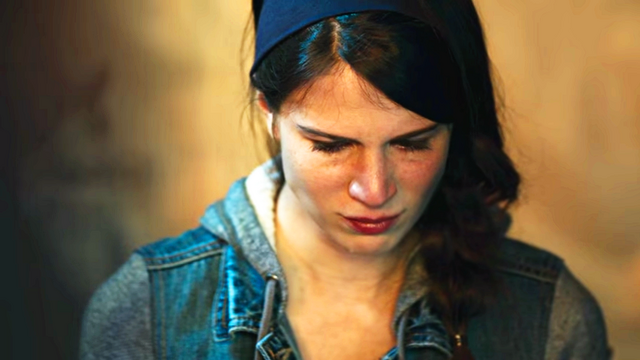 File:Amy Ferrero (Episode 1)-08.png