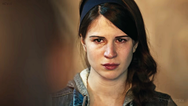 File:Amy Ferrero (Episode 1)-01.png