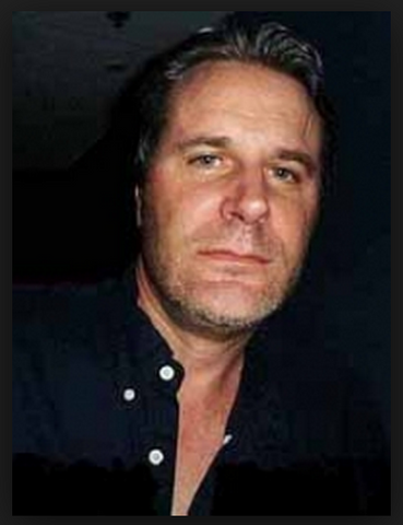File:Charles Rocket 2005.png