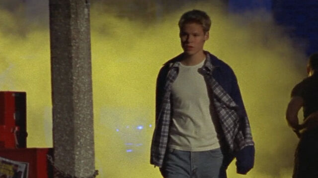 File:JustinAppears.jpg