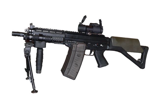 Archivo:552 Commando .jpg