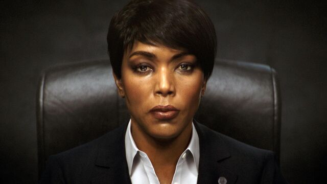 File:Angela Bassett Six.jpg