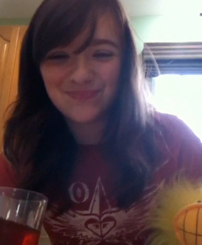 File:Cast Alicia.png