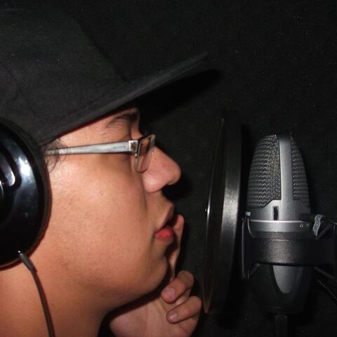 Archivo:Zayeker grabando 2.jpg