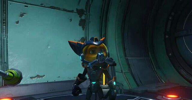 File:Ratchet, with O2 Mask.jpg