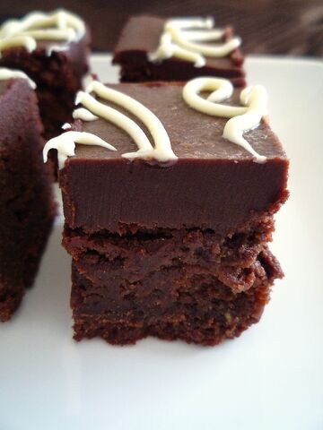 Arquivo:Brownies 4.jpg