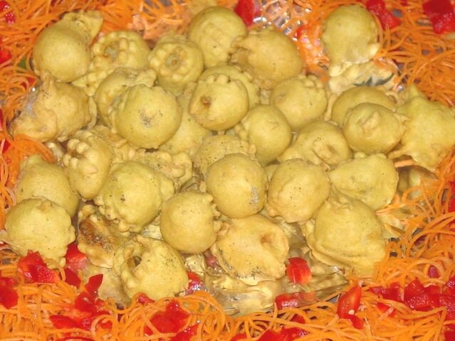 File:Batata vada.jpg