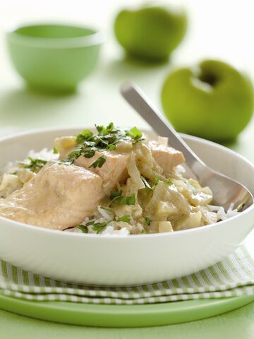 File:Green Fish Curry with Coconut Milk and Bramley Apples image.jpg