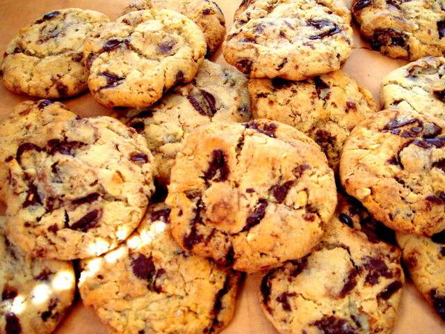 File:Choc-chip-cookie.jpg