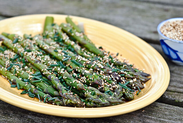 File:Asparagus soy-2.jpg
