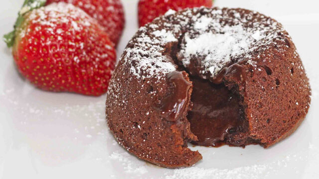 File:Chocolate lava cake.jpg