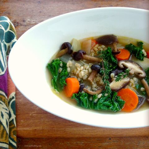File:Mushroom-barley-soup-tf1.jpg