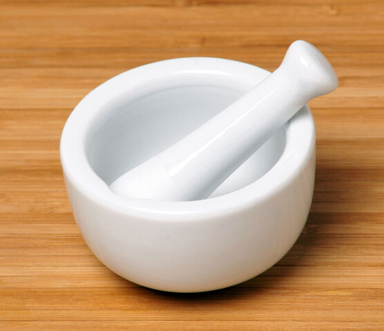 File:Mortar and pestle.jpg