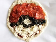 Pokemon-poke-ball-pizza-recipe