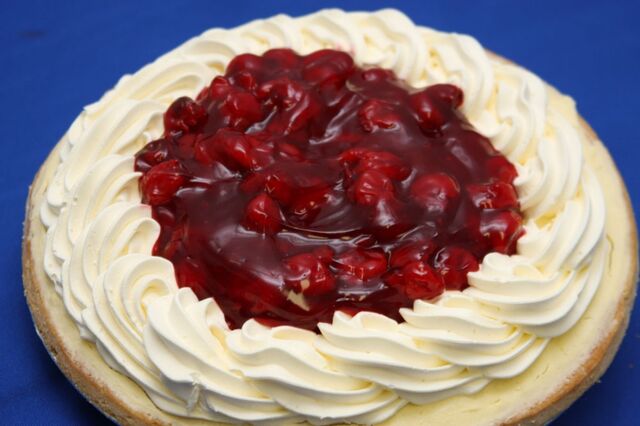 File:Venture Cake.jpg