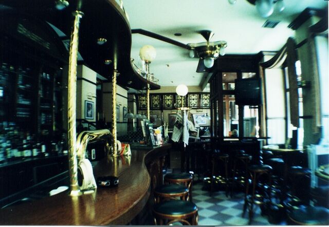 File:Brasserie.jpg