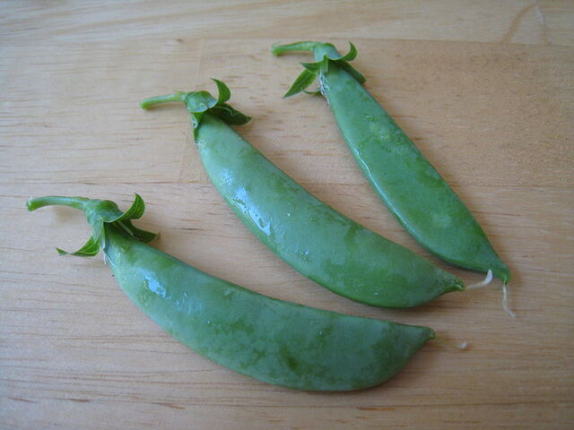 File:Snap peas.jpg