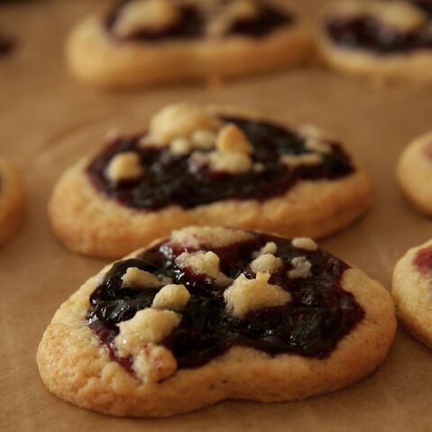 File:Cherry Cookies Crop.jpg