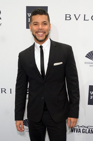 File:WilsonCruz-3.png